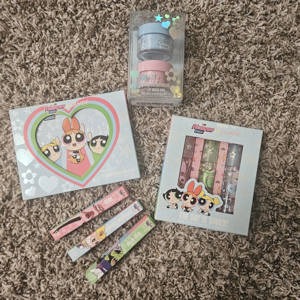 NEW Powerpuff Girls makeup set